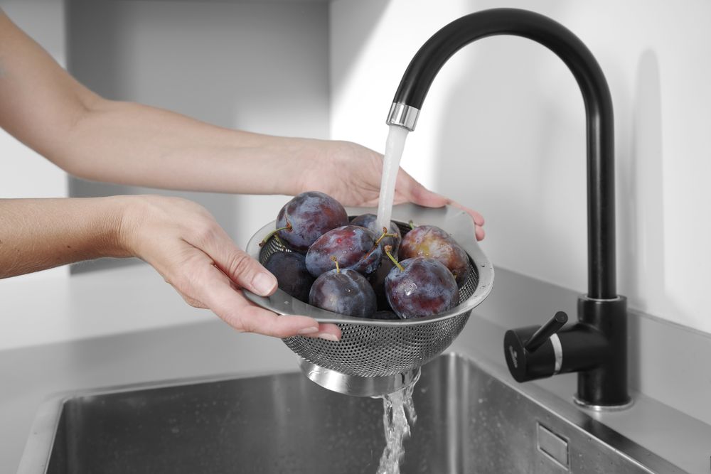 Gemüsesieb perforiert ø180x(H)90mm-ING12755 Gemüsesieb perforiert ø180x(H)90mm-ING12755