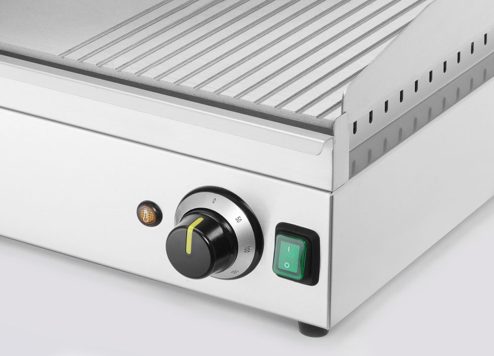 Grillplatte 1/3 gerillt    Kitchen Line  220-240V/3500W  697x474x(H)241mm-ING11444 Grillplatte 1/3 gerillt    Kitchen Line  220-240V/3500W  697x474x(H)241mm-ING11444